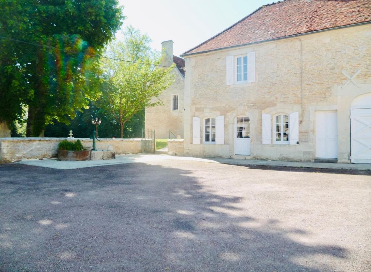 Chateau Du Mesnil Soleil , Gites Et Chambres D'Hotes Damblainville Exteriör bild